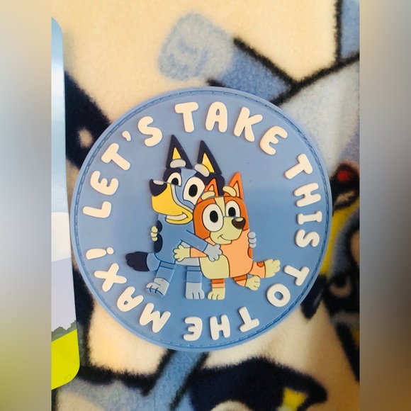 Bluey pullover size XL - Picture 5 of 6